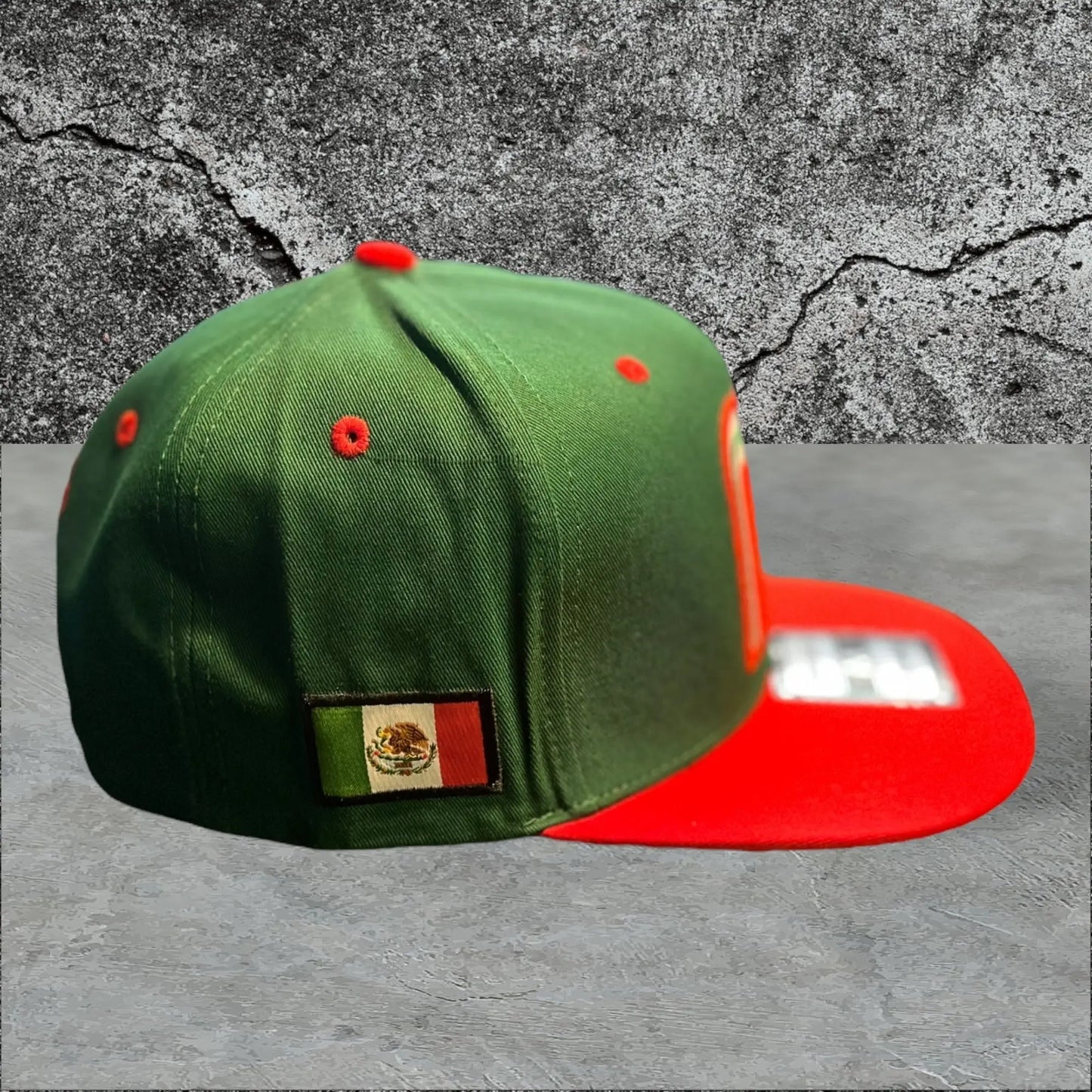 Green Mexico Hat Alebrijes T-shits