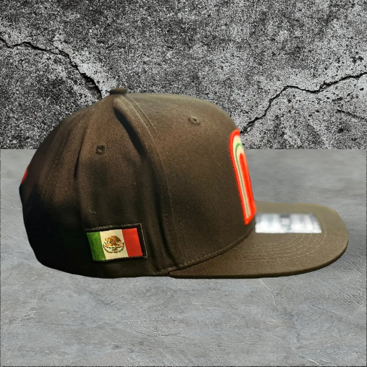 Black Mexico Hat Alebrijes T-shits